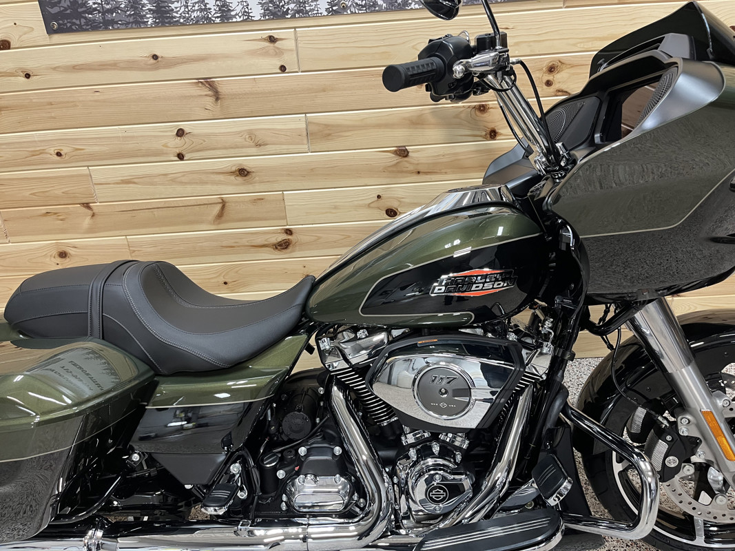 Road Glide®