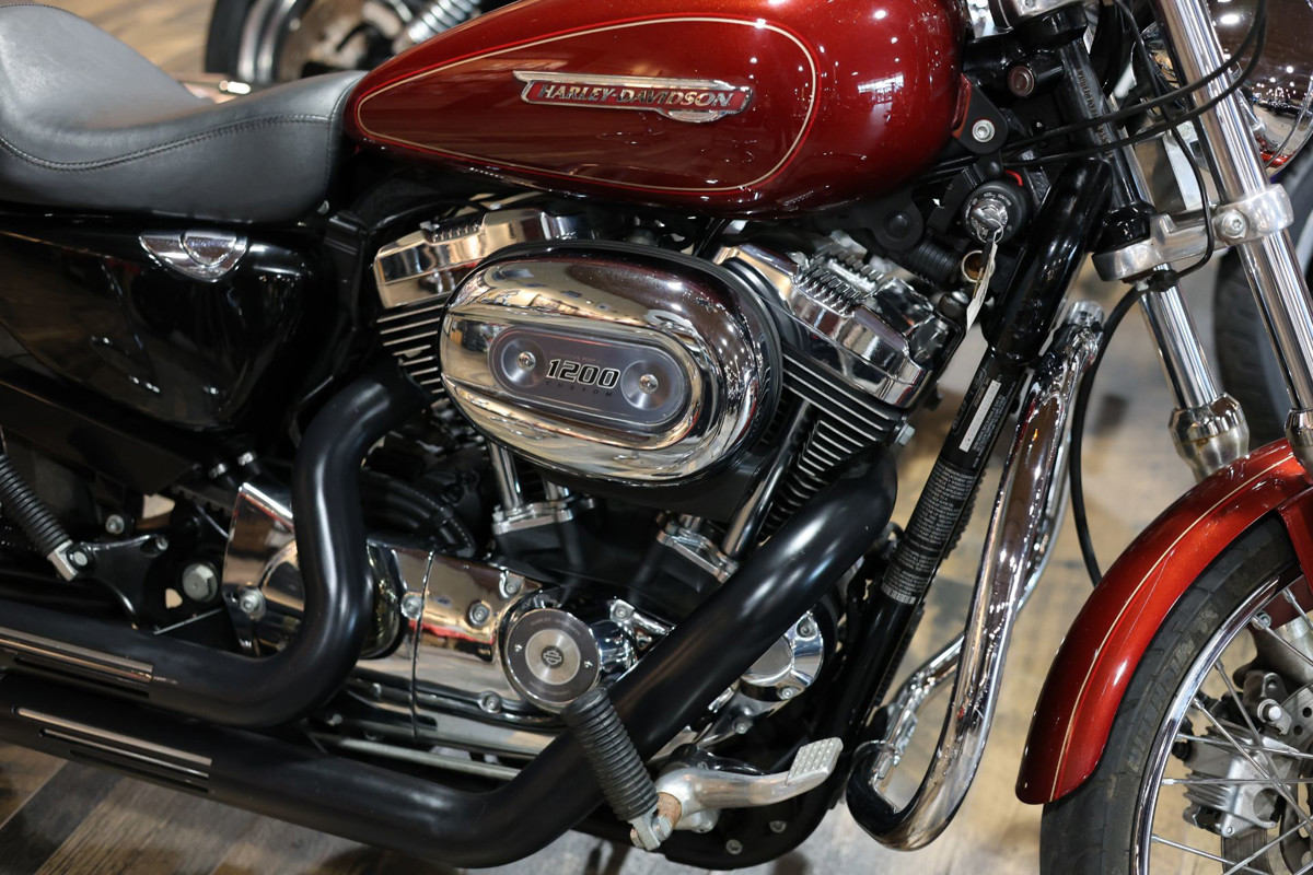 Sportster® 1200 Custom 