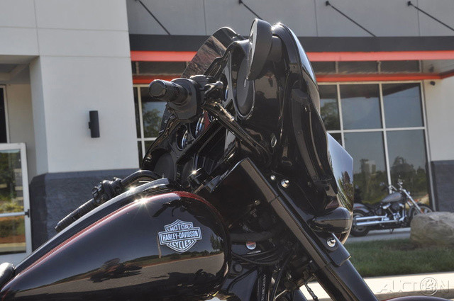 Street Glide® Special