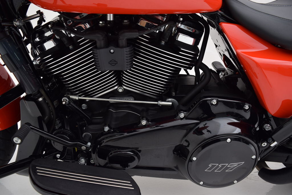 Road Glide®