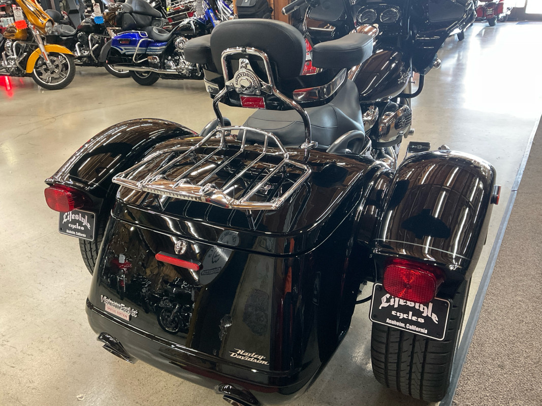Road Glide® 3