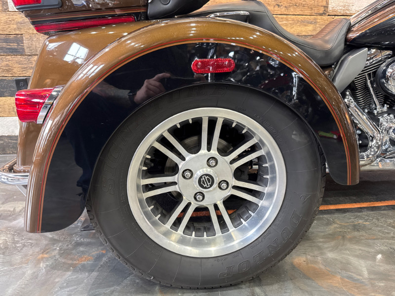 Tri Glide® Ultra Classic® 110th Anniversary