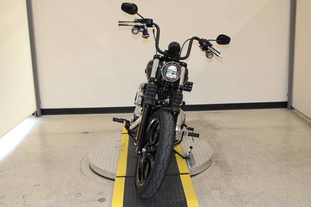 Street Bob®