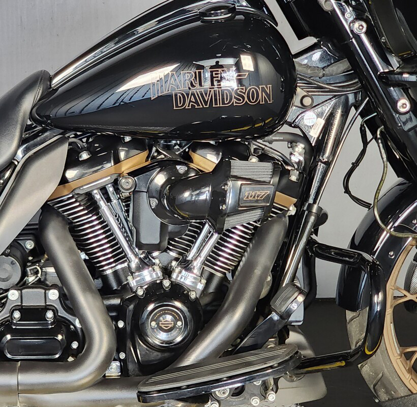 Street Glide® ST
