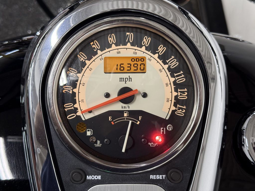 Vulcan 900 Custom