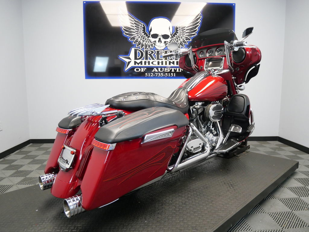 CVO® Street Glide®