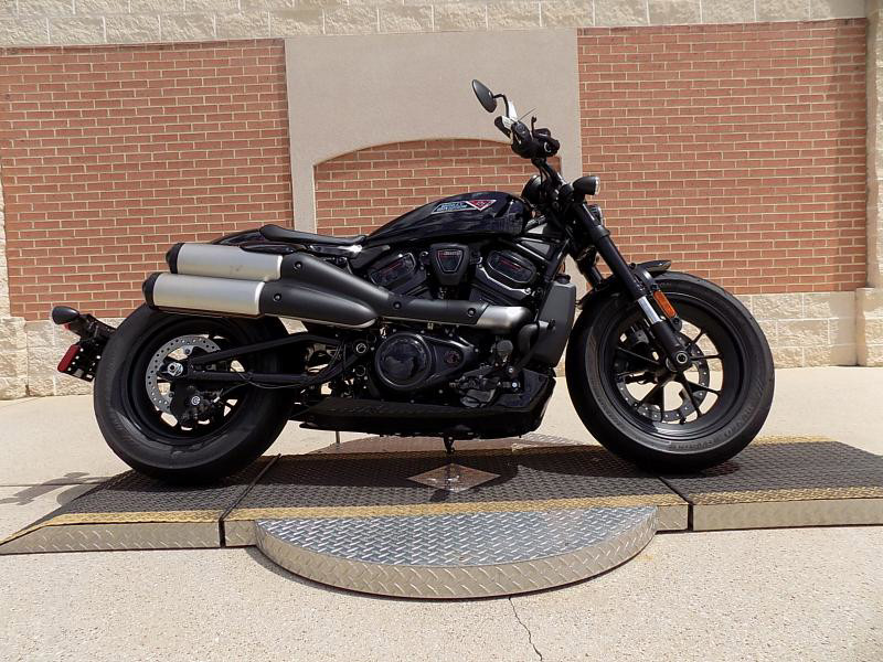 Sportster® S