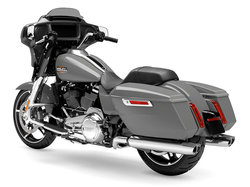 Street Glide®