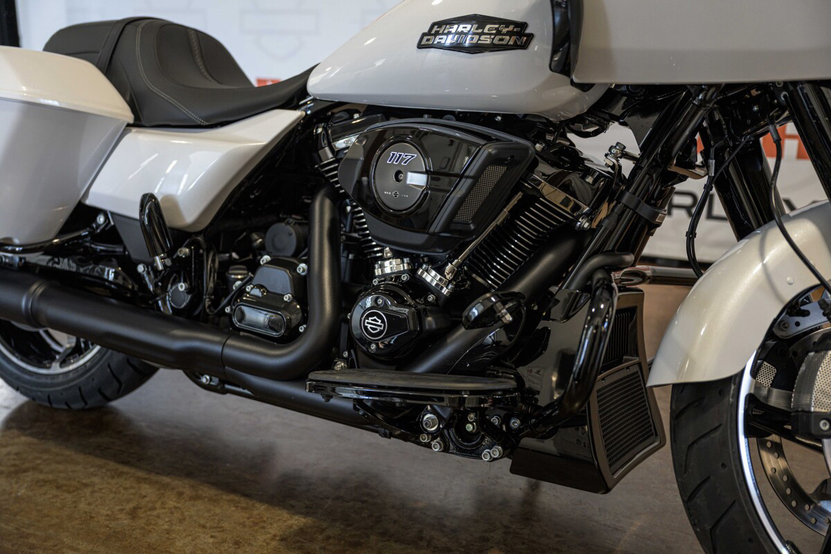 Road Glide®