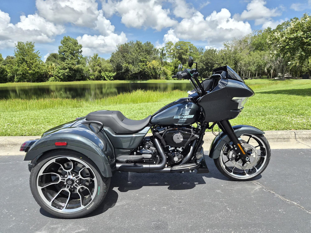 Road Glide® 3