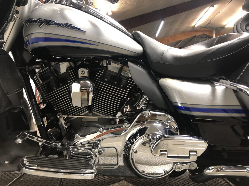 CVO® Ultra Classic® Electra Glide®