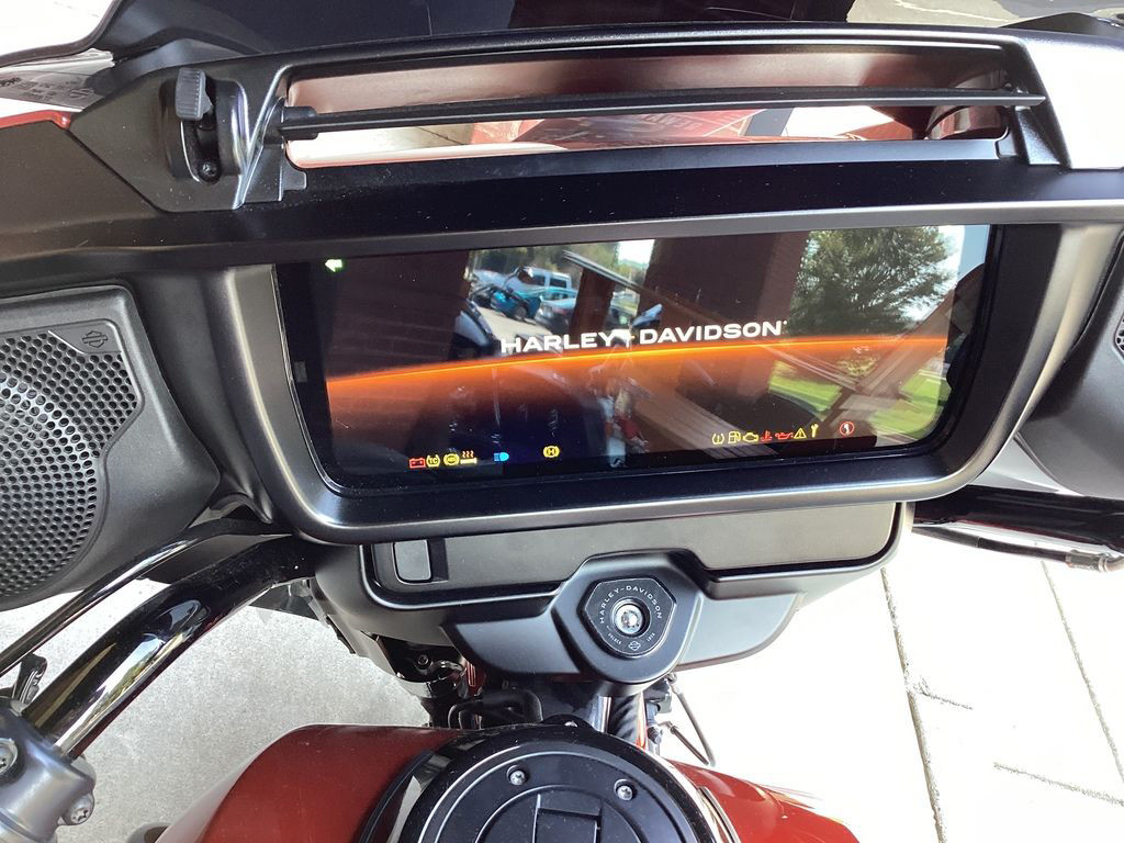 Street Glide®