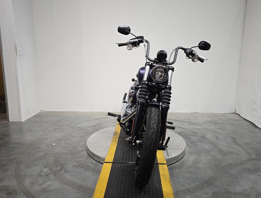 Street Bob®
