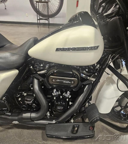 Street Glide® Special