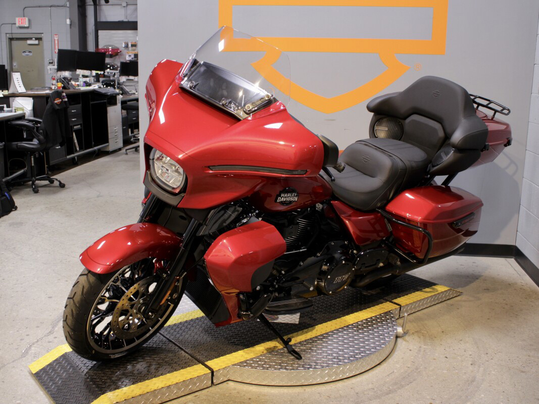Street Glide® Limited