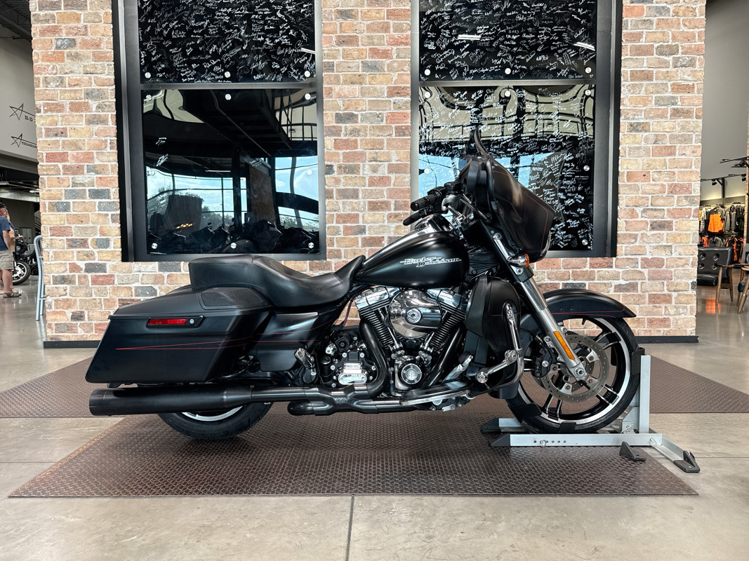 Street Glide® Special