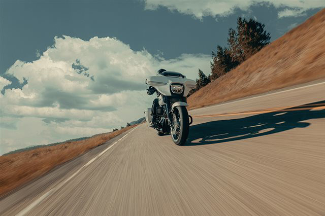 Street Glide®