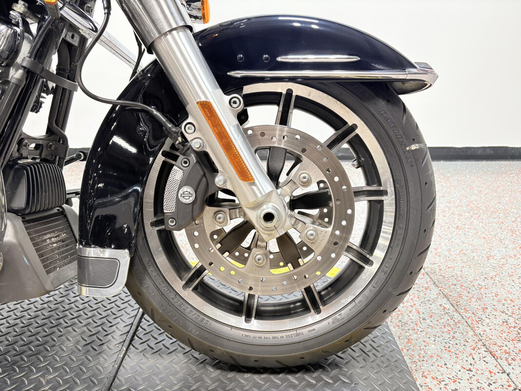 Electra Glide® Police