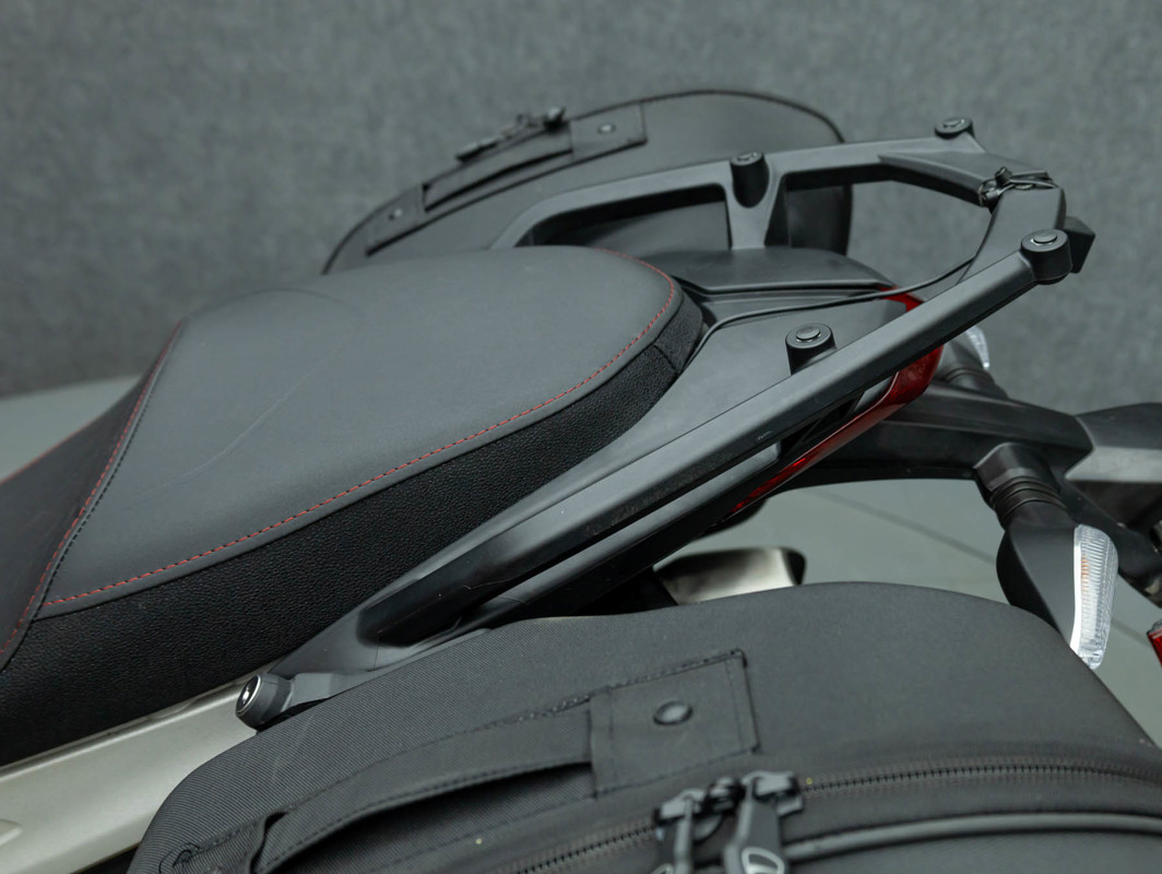 Hyperstrada 939