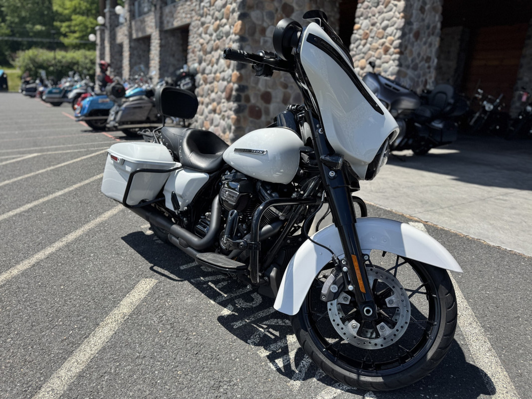 Street Glide® Special