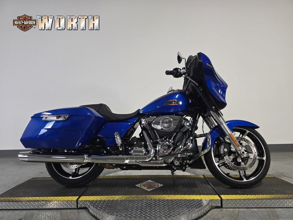 Street Glide®
