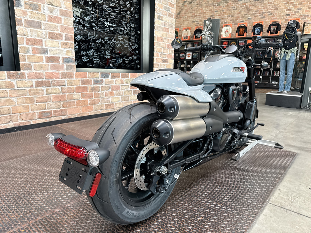 Sportster® S