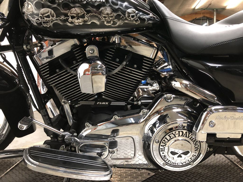 Street Glide®