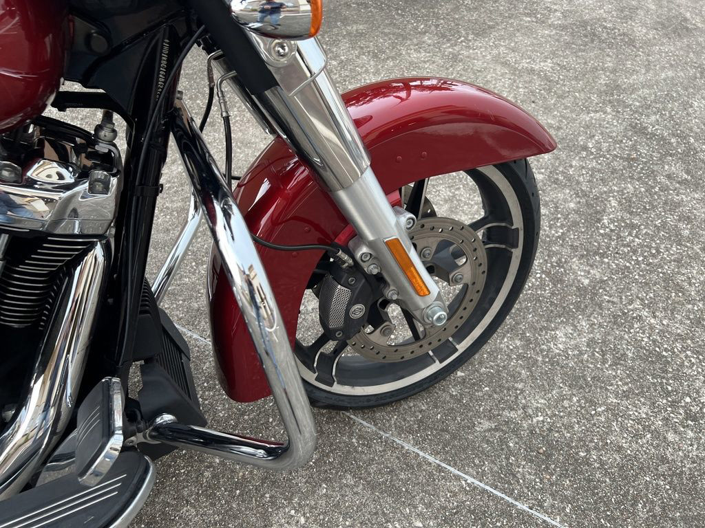 Street Glide®