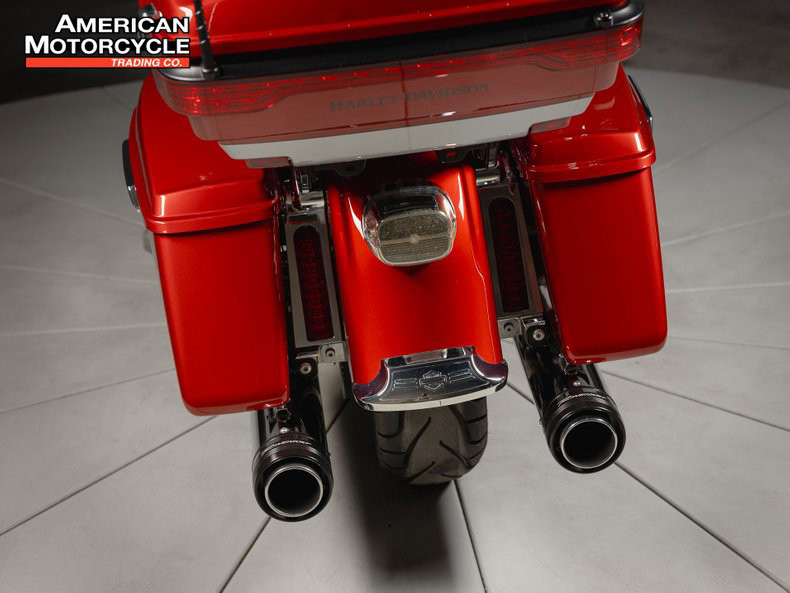 Road Glide® Ultra
