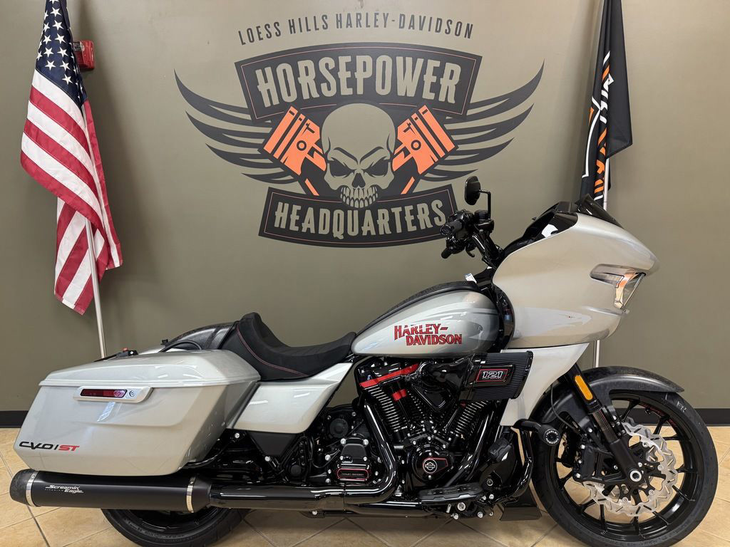 CVO® Road Glide® ST