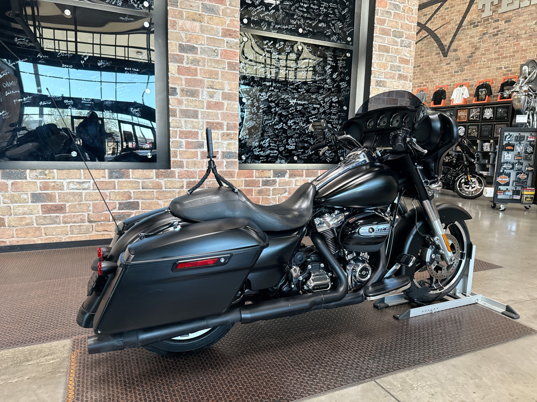 Street Glide® Special