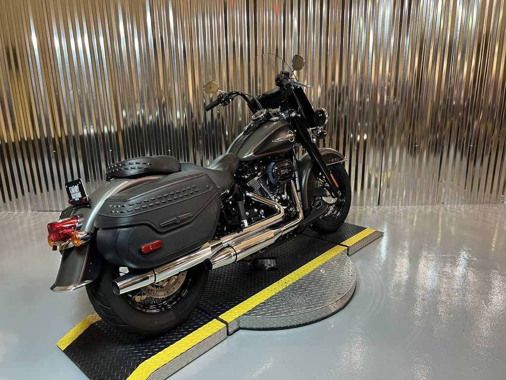 Softail® Heritage Classic 114