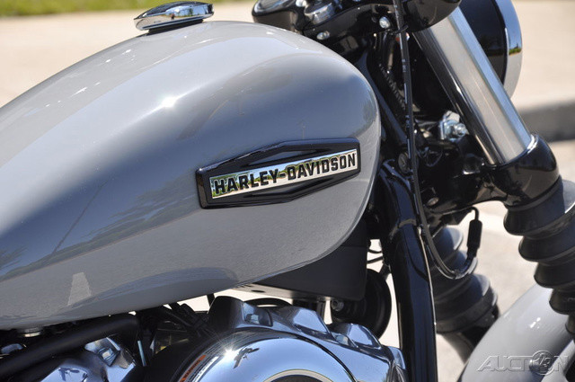 Street Bob®