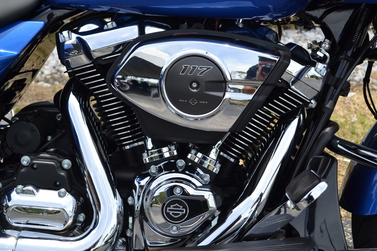 Road Glide®