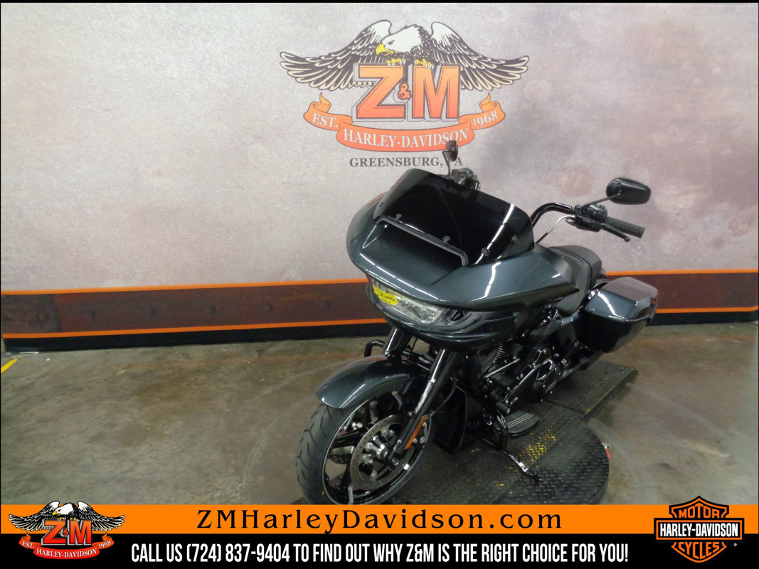 Road Glide®