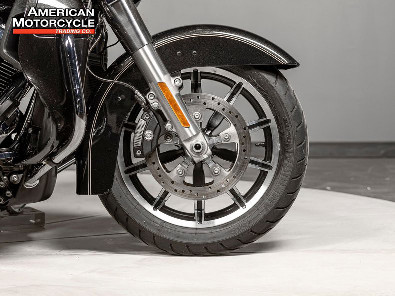 Road Glide® Ultra