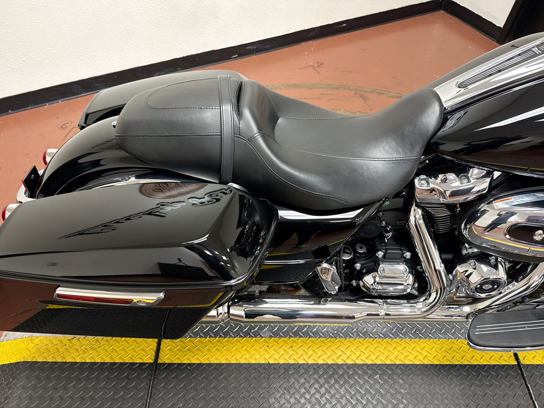Road Glide®