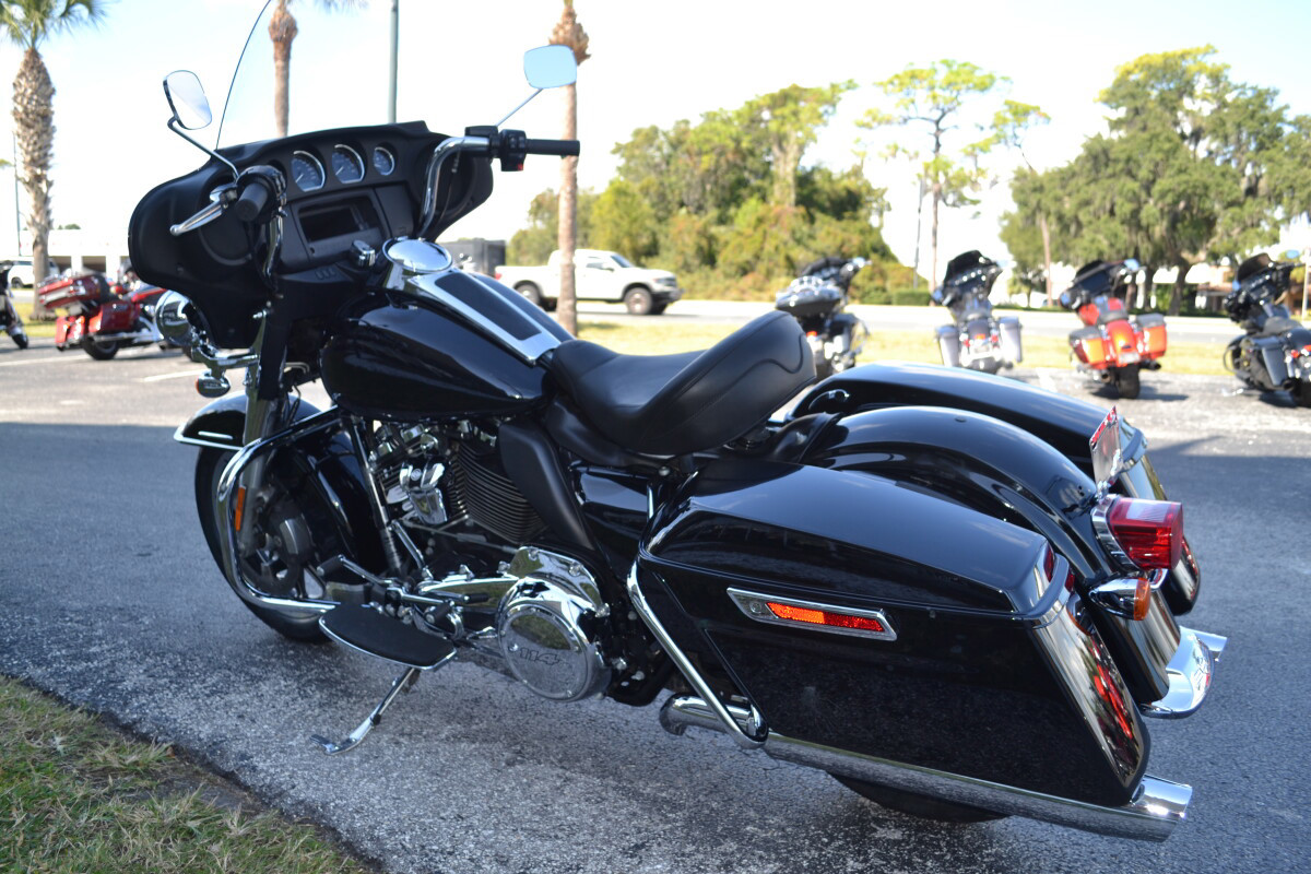 Electra Glide® Police