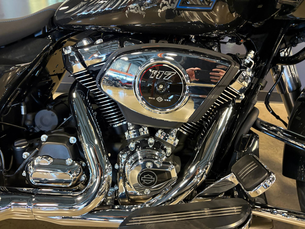 Road Glide®