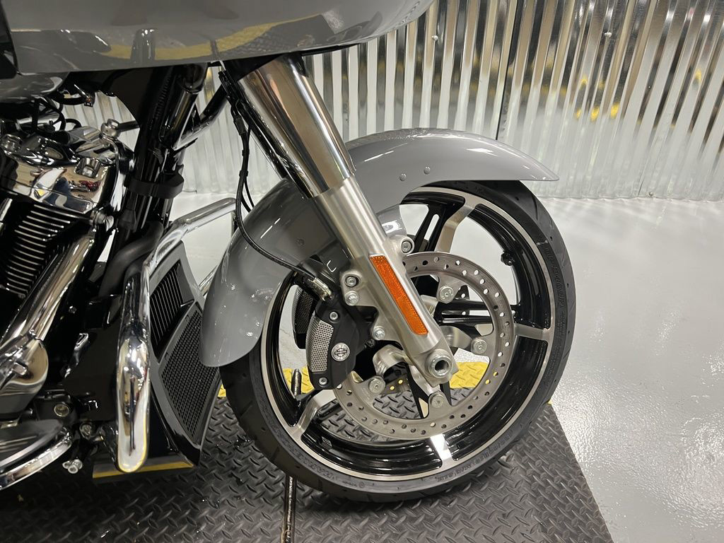 Road Glide®