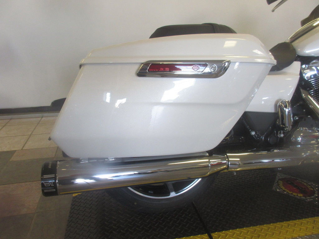 Road Glide®
