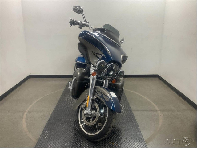 CVO® Ultra Classic® Electra Glide® 