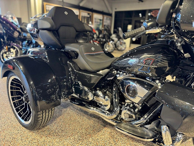 Street Glide® 3 Limited