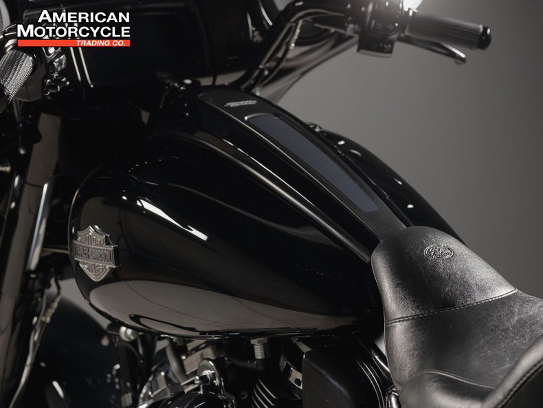 Street Glide® Special