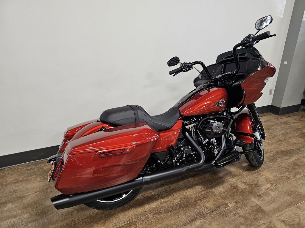 Road Glide®