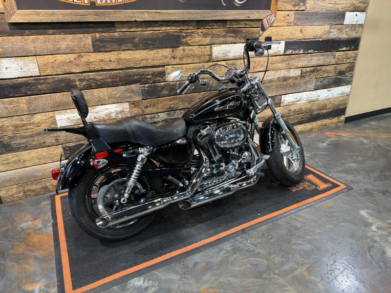 Sportster® 1200 Custom - H-D1 Factory Custom