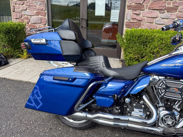 Road Glide® Custom