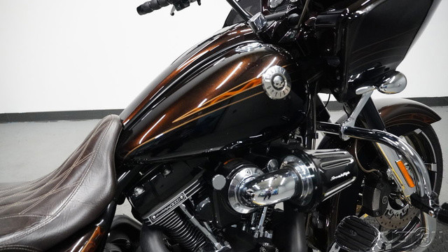 CVO® Road Glide® Custom