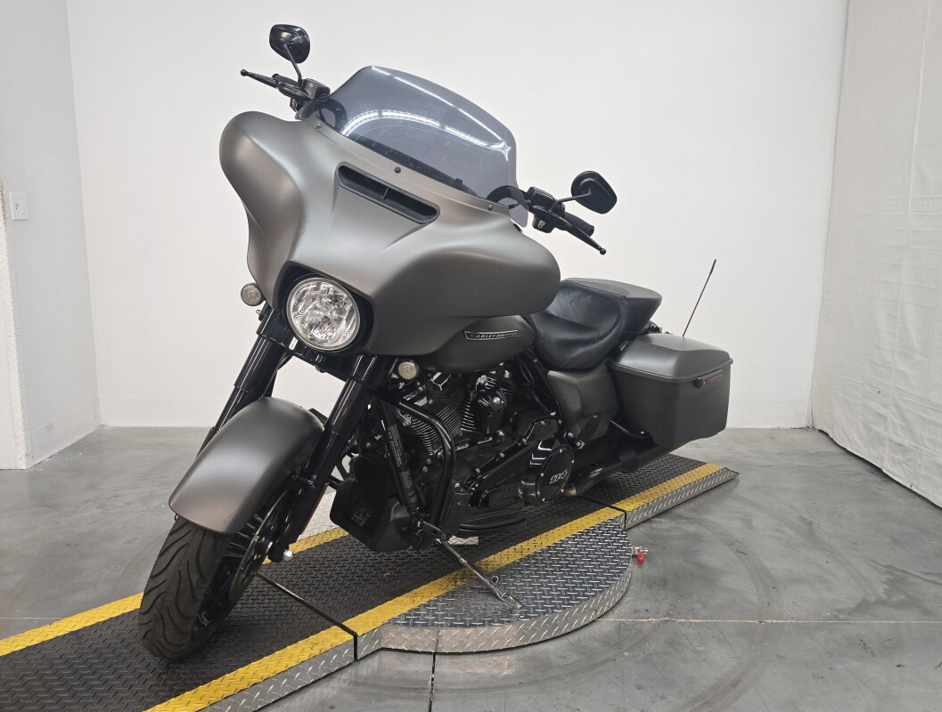 Street Glide® Special