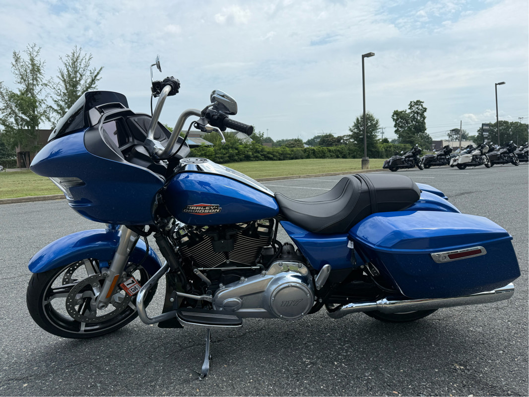 Road Glide®
